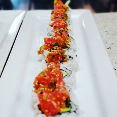 Tuna Tartar Roll