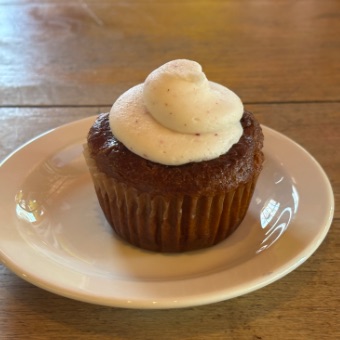 LEMON ROSE CUPCAKE