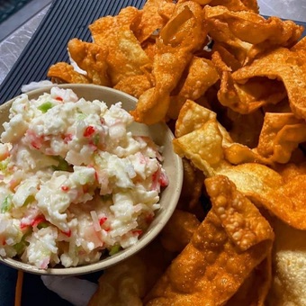 Crab rangoon dip