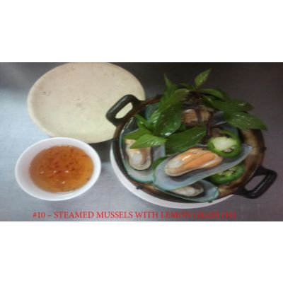 10. Steamed Mussels with Lemongrass