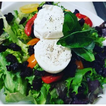 Heirloom Tomato, Beet & Fresh Mozzarella  Salad