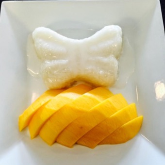 Sticky Rice with Mango (SEASONAL)