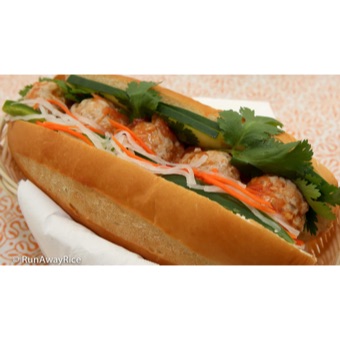 4. Meat Ball - Banh Mi Xíu Mại