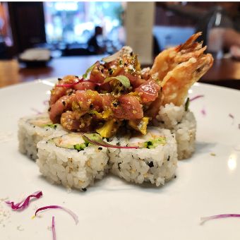 Tuna Tartar Roll