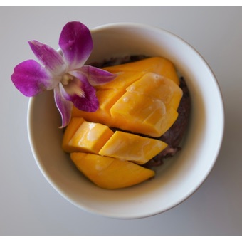 Sweet Rice with Mango (seasonal)